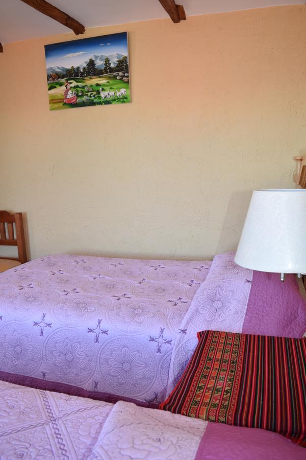 Hostal Jacha Inti Comunidad Yumani Exterior photo